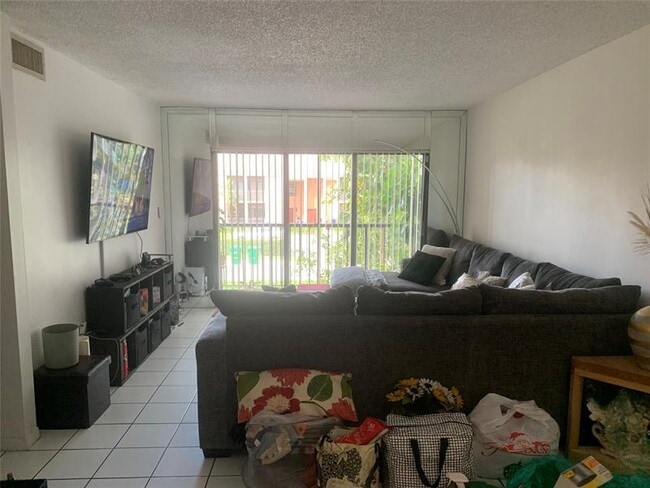 Building Photo - 9150 NW 38th Dr