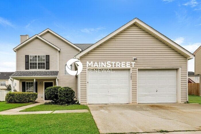 Foto principal - 3 Bedroom Pet-Friendly Home in RIVERDALE, ...
