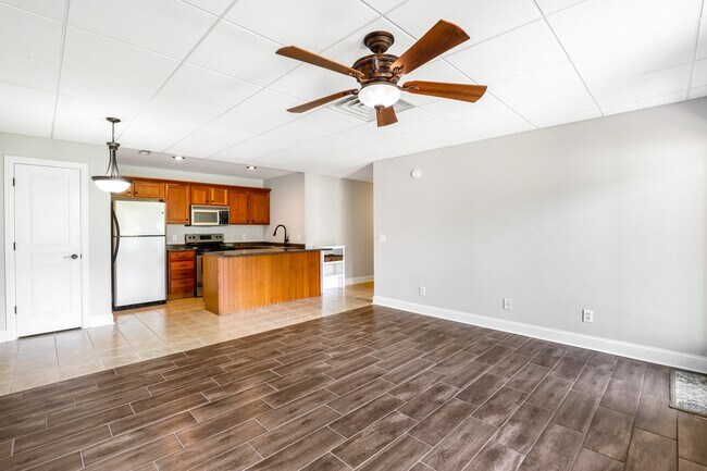Foto del edificio - 6405 N Pinson Rd