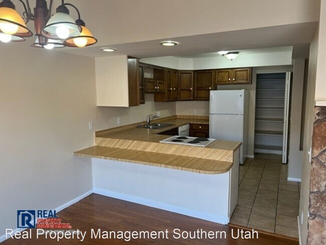 Building Photo - 2 br, 2 bath House - 524 S 200 E #10