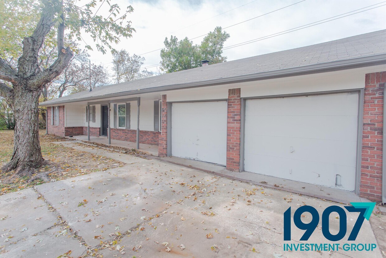 Foto principal - 1524 Oakcliff Rd