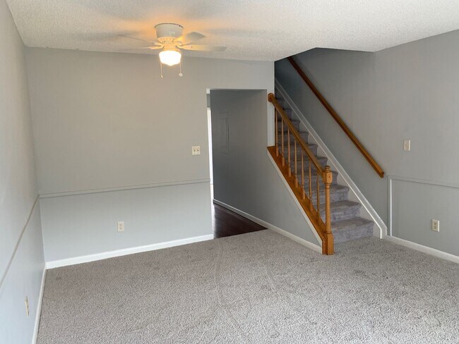 Foto del edificio - Gated Community, 1.5 Miles to Beach, Pet F...