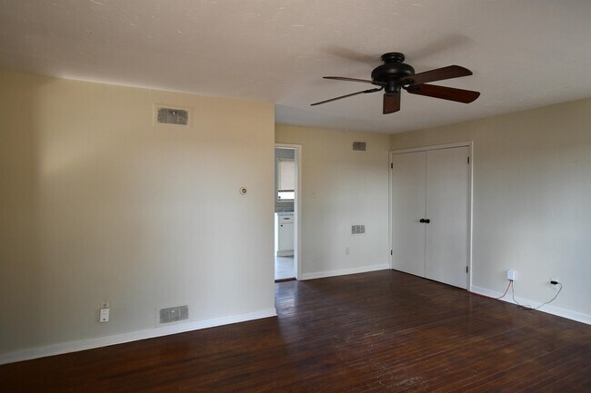 Foto del edificio - 1243 Wellsville Rd