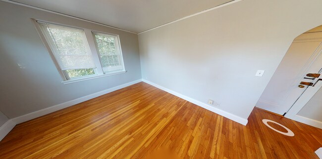 Foto del edificio - 107 College Ave