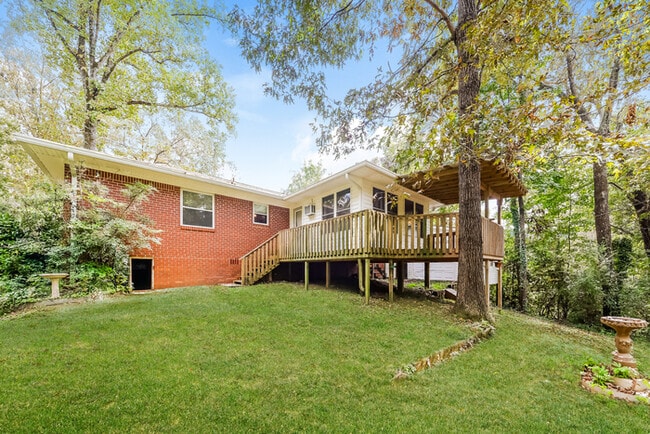 Building Photo - Nice Ranch Style Home