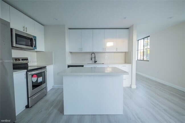 Foto del edificio - 4 br, 3 bath House - 18068 SW 103rd Ave