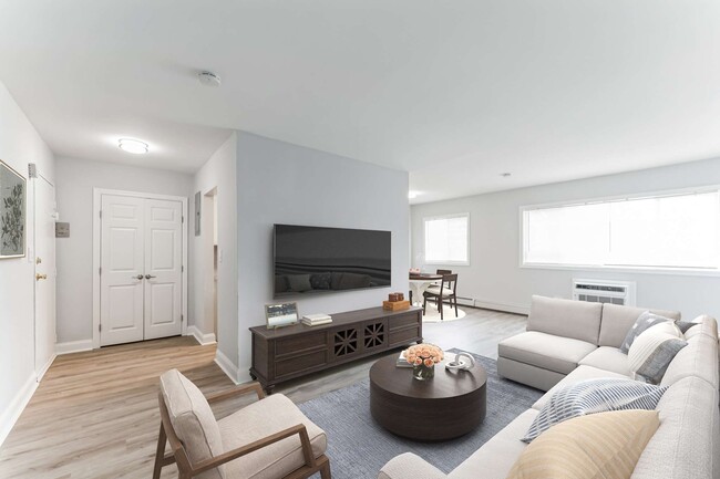 Building Photo - Mid Island Apartments