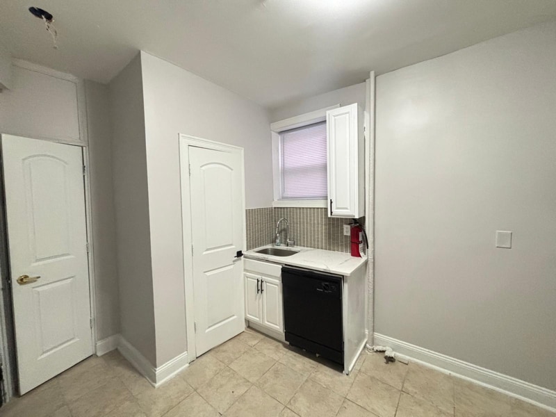 Photo - 235 56th St (West New York, NJ)