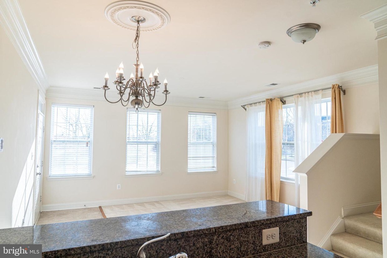 Primary Photo - 400 Orchard Ridge Dr