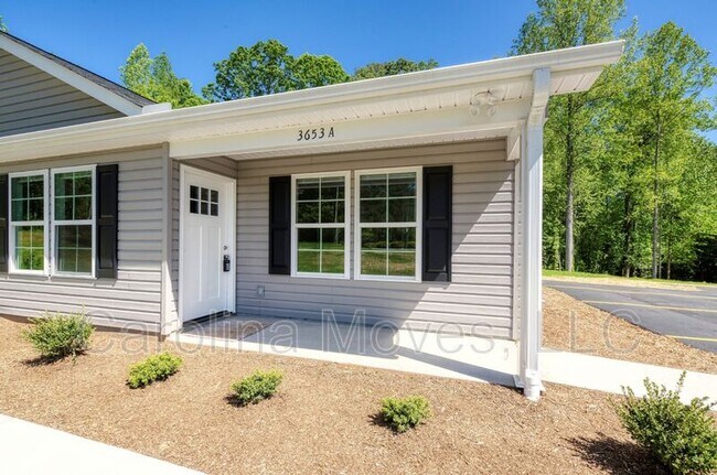 Building Photo - 3653 Farrs Bridge Rd