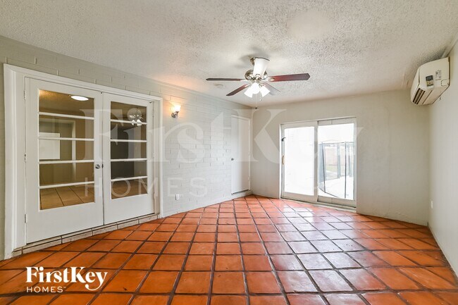 Foto del edificio - 4120 W Ironwood Dr