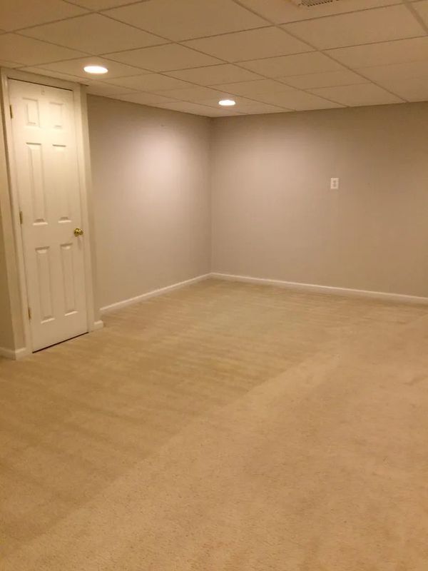 Building Photo - 4055 Carrick Ct