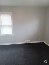 Building Photo - 6815 W Florist Ave