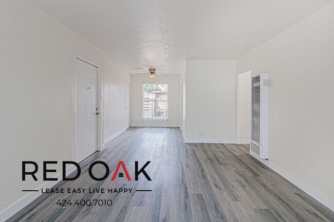 Building Photo - 8308 Crenshaw Blvd