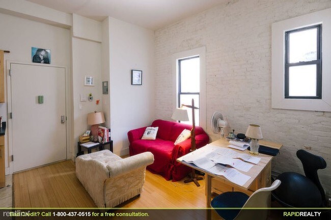 Building Photo - 1394 Putnam Ave