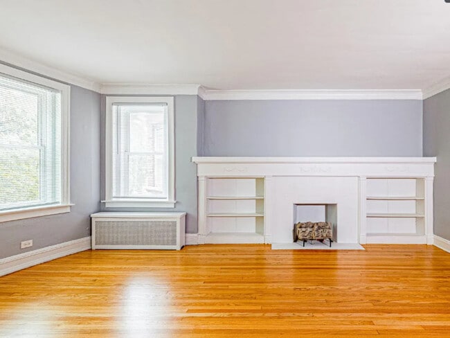 Building Photo - 8227 S Maryland Ave