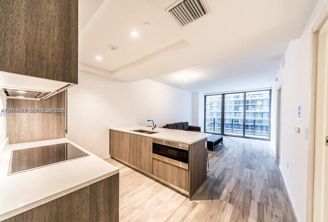 Foto del edificio - 801 S Miami Ave