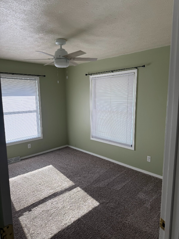 Building Photo - 3017 E Hawkins St