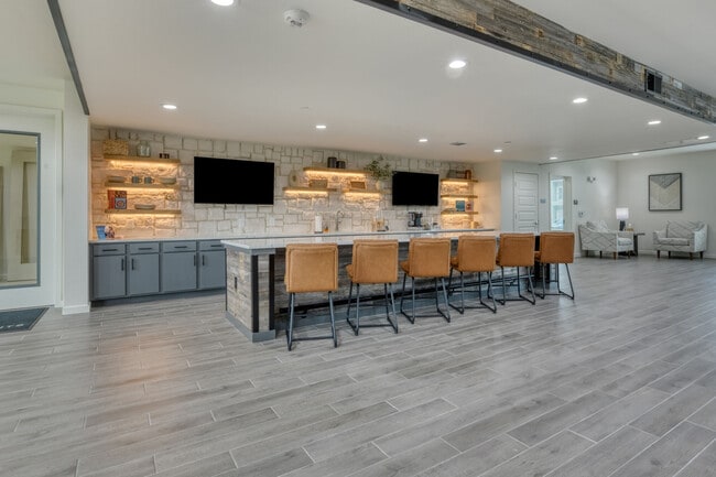 Building Photo - Sunstone Apartments