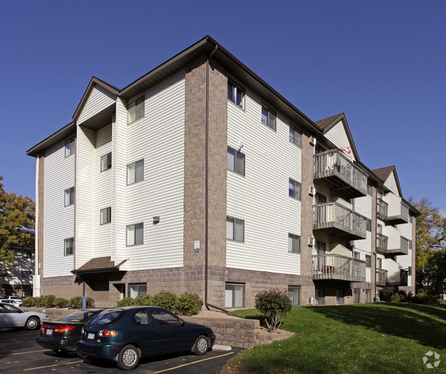 Apartments For Rent in Saint Cloud, MN 941 Rentals