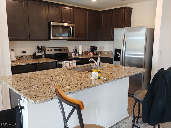 Foto del edificio - 4204 NW 39th St