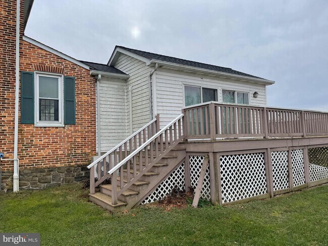 Foto del edificio - 4041 N Stone Rd
