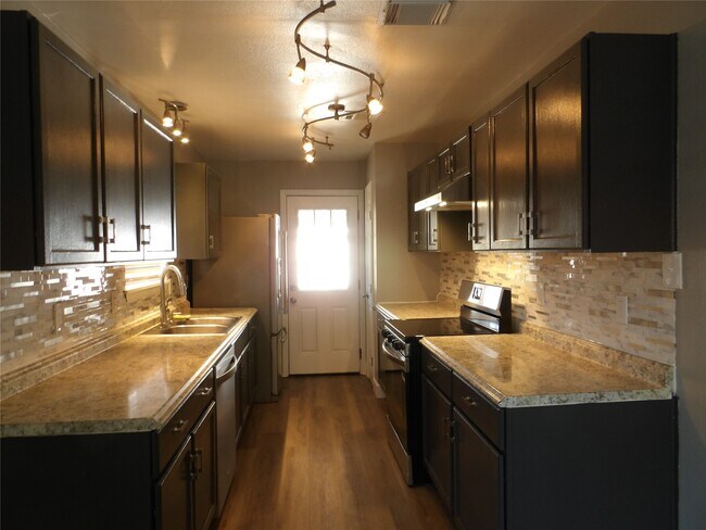 Foto del edificio - 4705 37th St E