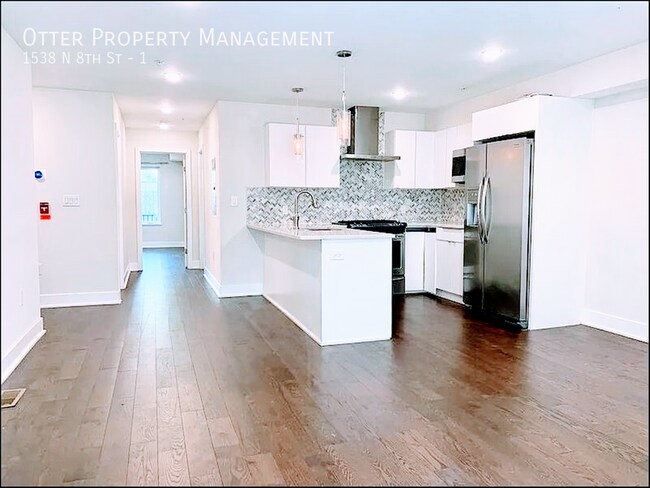 Foto del edificio - 1538 N 8th St