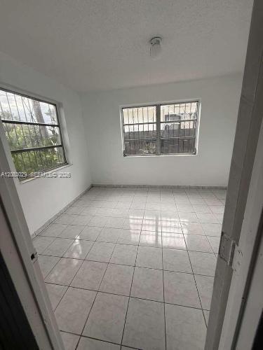 Building Photo - 8835 SW 27th St
