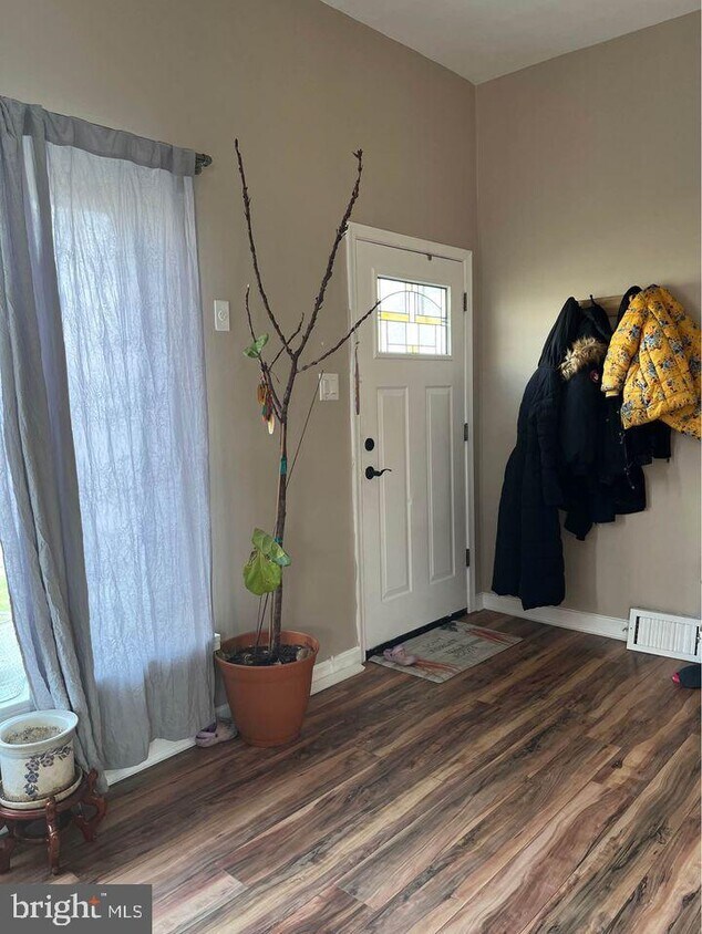 8358 Langdon St, Philadelphia, PA 19152 House Rental in Philadelphia