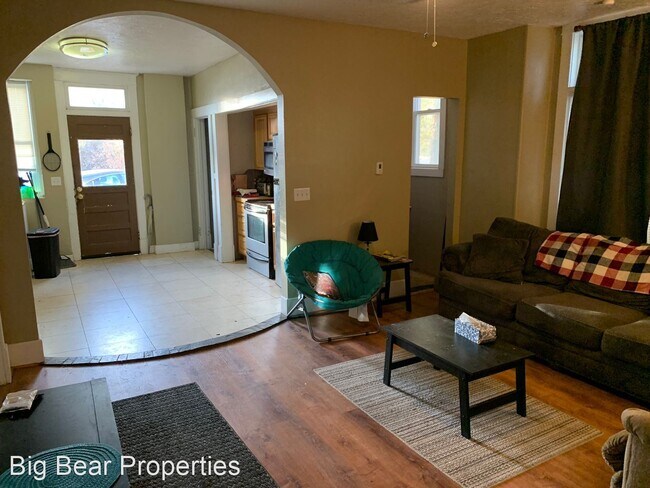 Foto del edificio - 7 br, 3 bath House - 1821 6th Avenue