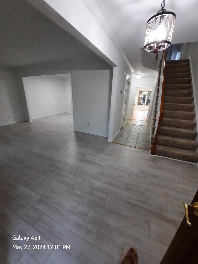 Foto del edificio - 1004 Tottenham Ln