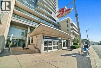 Building Photo - 70 Forest Manor Rd