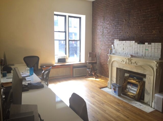 Primary Photo - 8 W 75th St