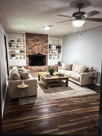 Foto del edificio - 10546 Mapleridge Dr