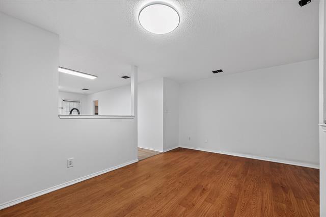 Foto del edificio - 5416 Temecula Rd