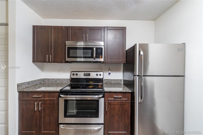 Building Photo - 9900 NW 44 terr  110 Doral Fl 33178