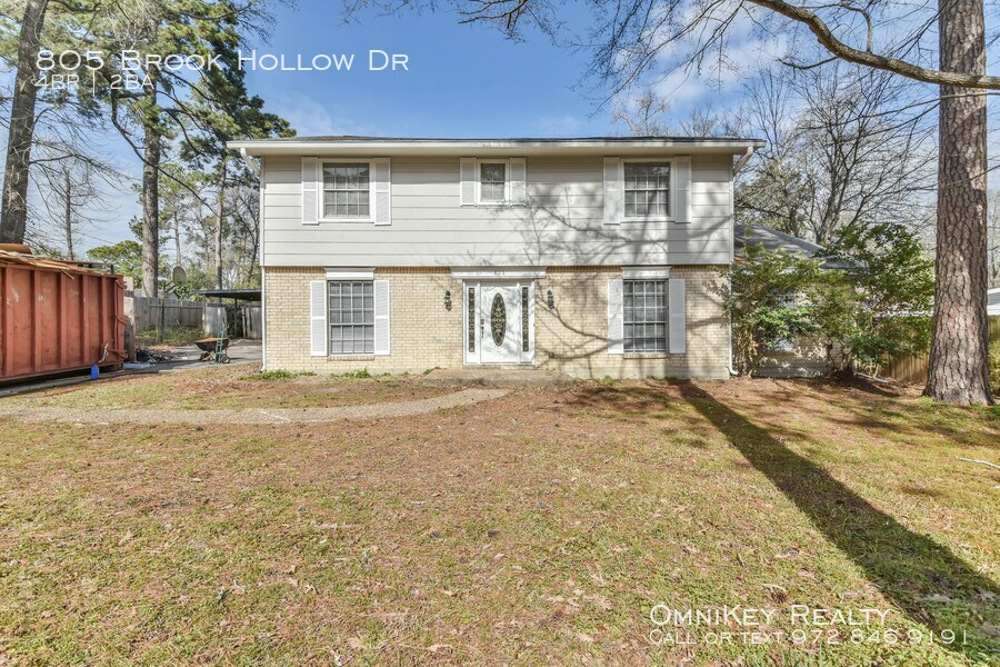 Primary Photo - 805 Brook Hollow Dr