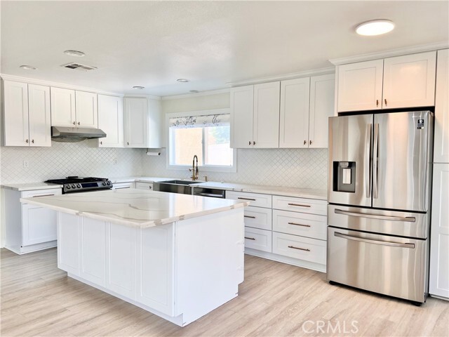 Building Photo - 3795 Plantation Cir