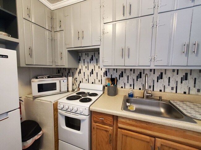 Foto del edificio - 414-B Lake Ave~ Spring Lake