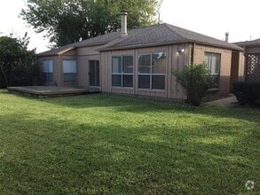 Building Photo - 7511 Marisol Dr