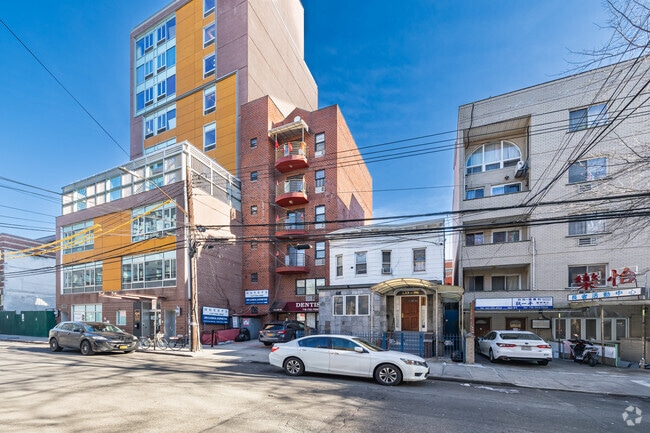 Building Photo - 13308 41st Ave