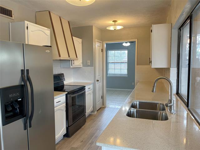 Foto del edificio - 8306 Woodside Rd