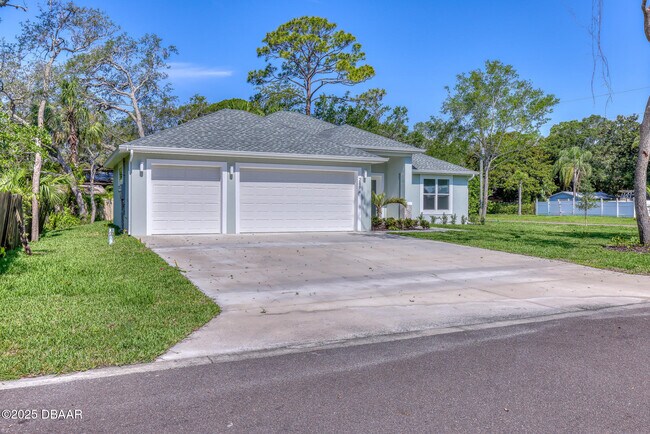 Foto del edificio - 2894 Hardy Ave