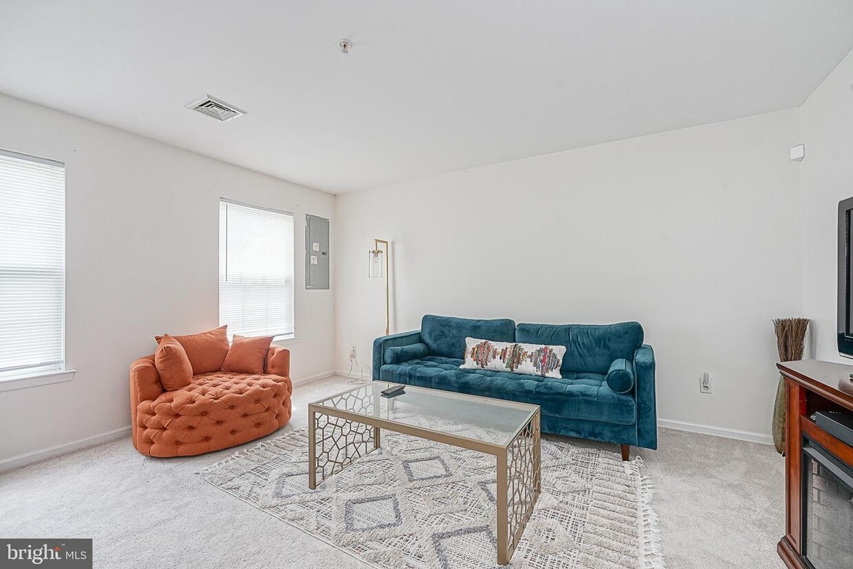 14 Turtle Ct, Delanco, NJ 08075 Townhome Rentals in Delanco NJ