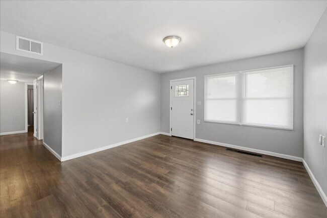 Building Photo - 3705 N Whittier Pl