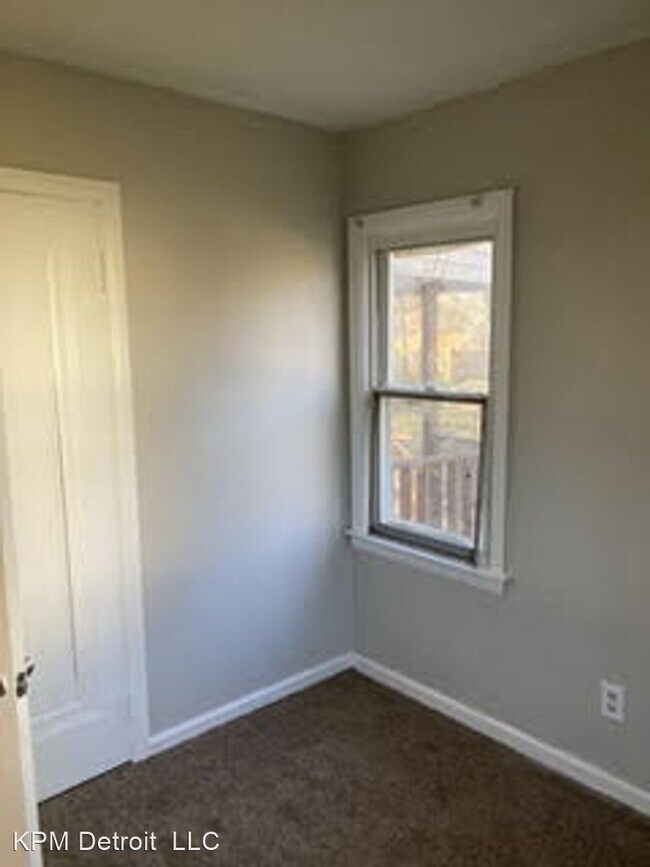 Building Photo - 3 br, 1 bath House - 18205 Stout
