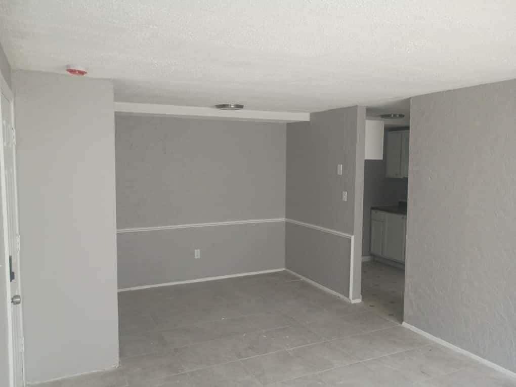 Foto principal - 13444 Euclid Ave