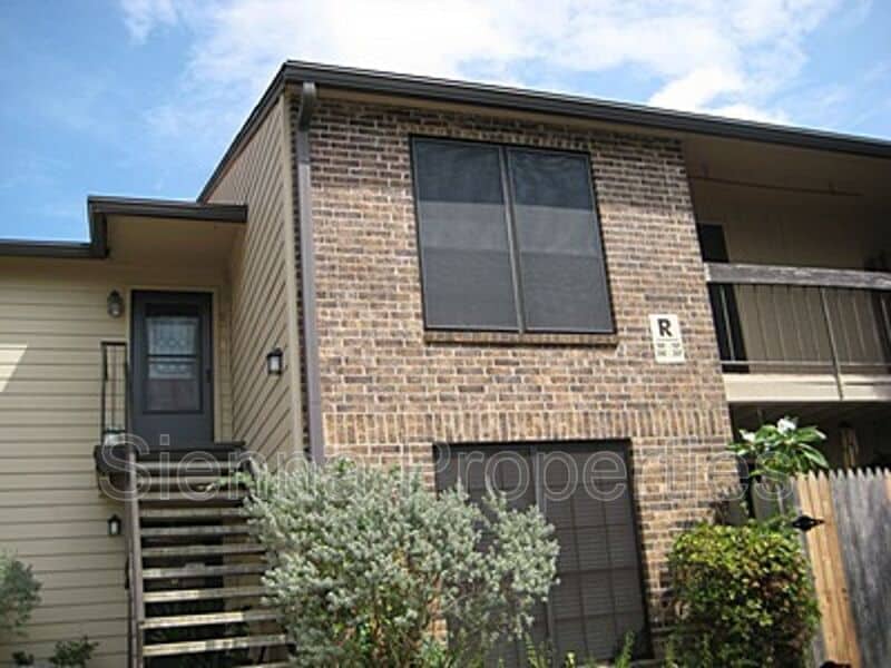 Primary Photo - 4159 Steck Ave