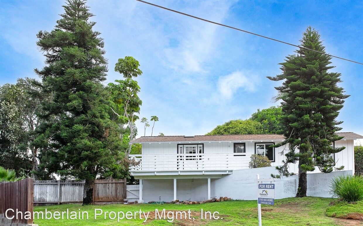 Primary Photo - 2 br, 2 bath House - 2424 Dunstan